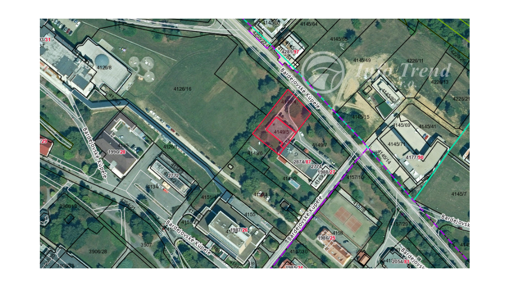 Budova Reštaurácie s veľkým pozemkom, v Bardejovských kúpeľoch