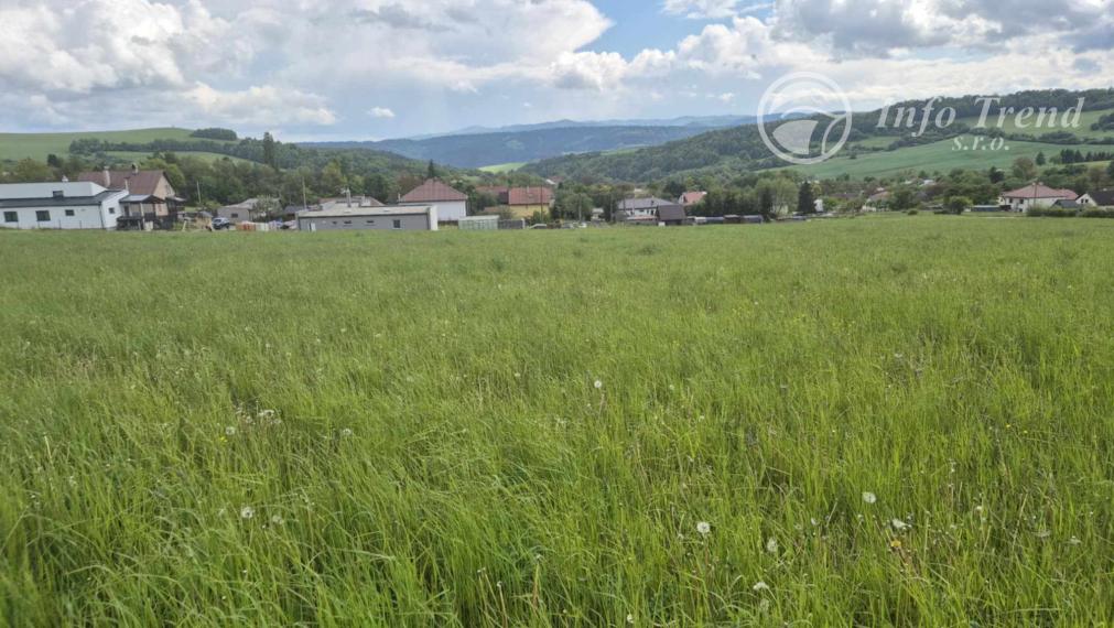 Investičné pozemky v obci Zlaté