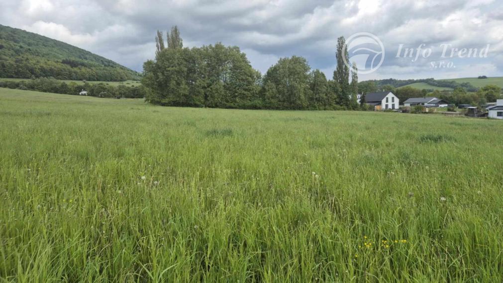 Investičné pozemky v obci Zlaté