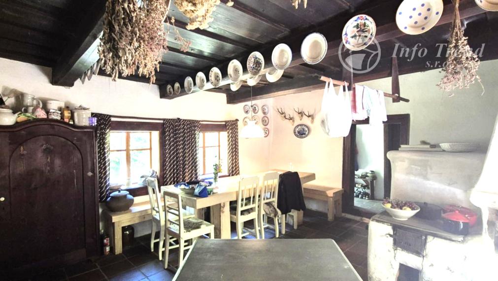 Rekreačná chata - dobová drevenica v Livovskej Hute