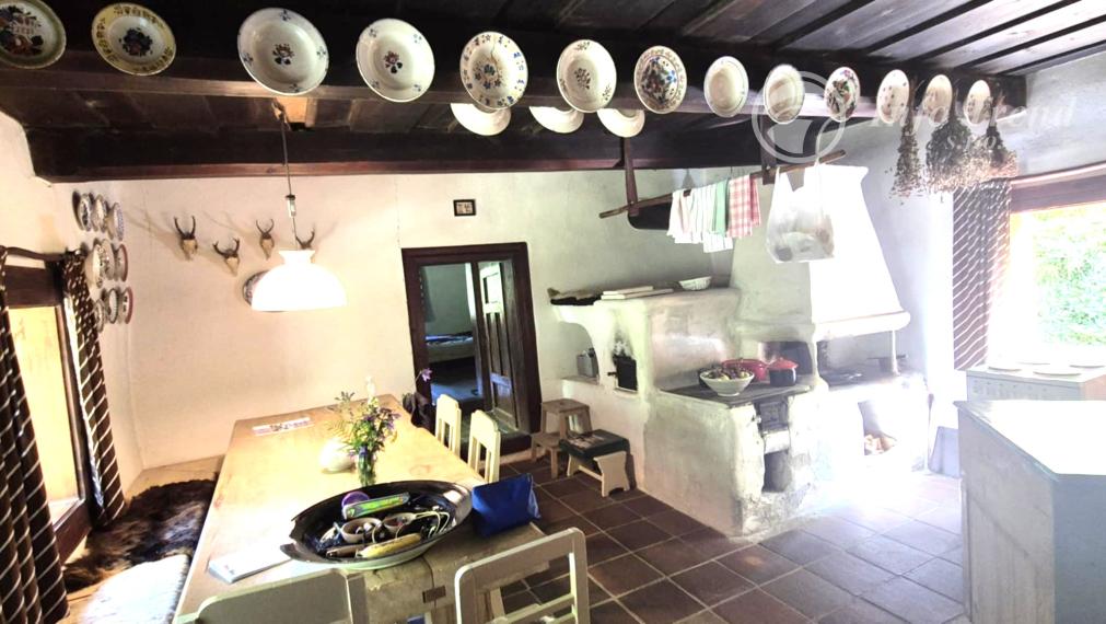 Rekreačná chata - dobová drevenica v Livovskej Hute