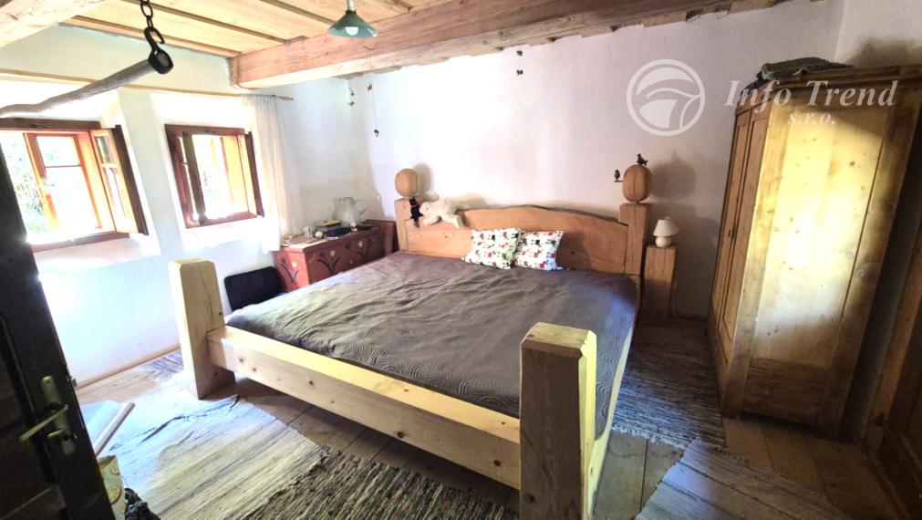 Rekreačná chata - dobová drevenica v Livovskej Hute