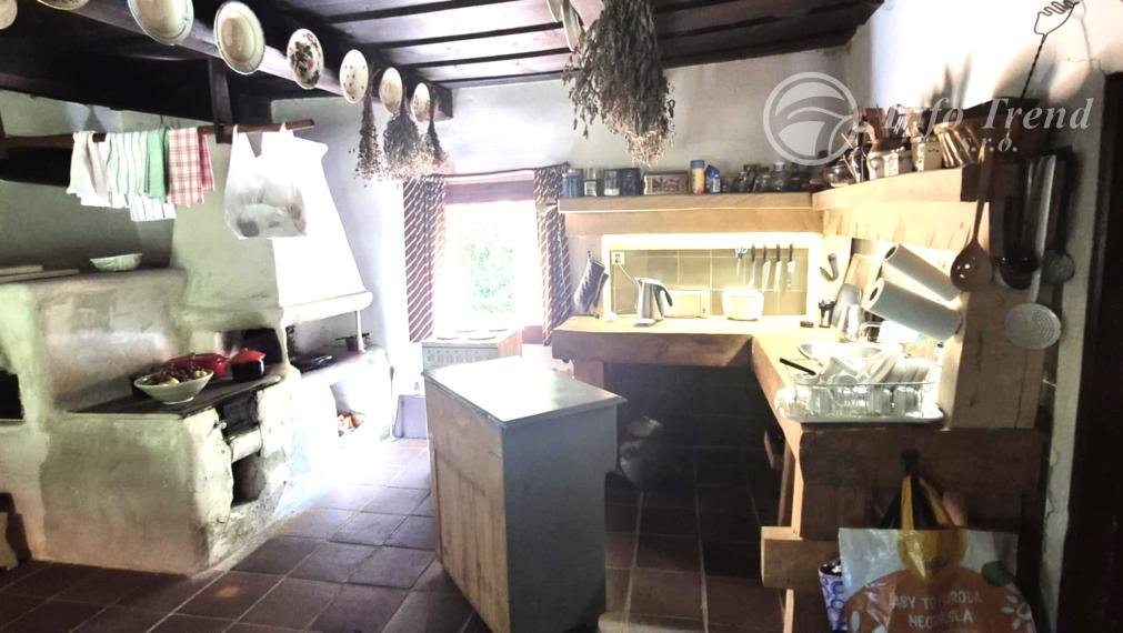 Rekreačná chata - dobová drevenica v Livovskej Hute