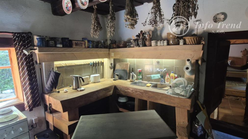 Rekreačná chata - dobová drevenica v Livovskej Hute