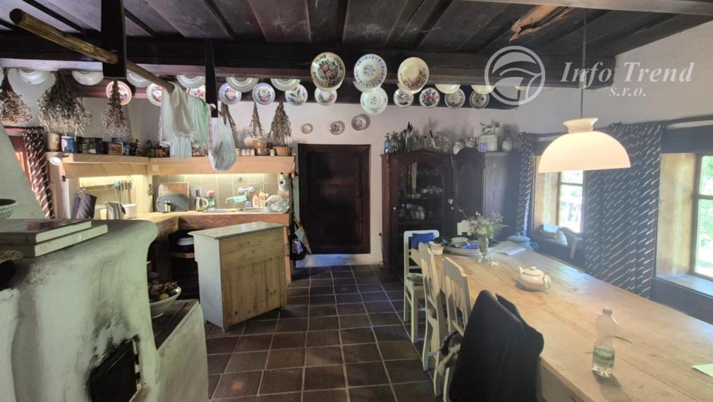 Rekreačná chata - dobová drevenica v Livovskej Hute