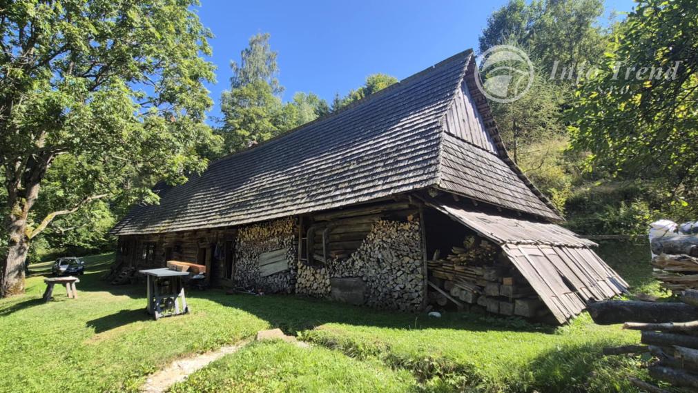 Rekreačná chata - dobová drevenica v Livovskej Hute