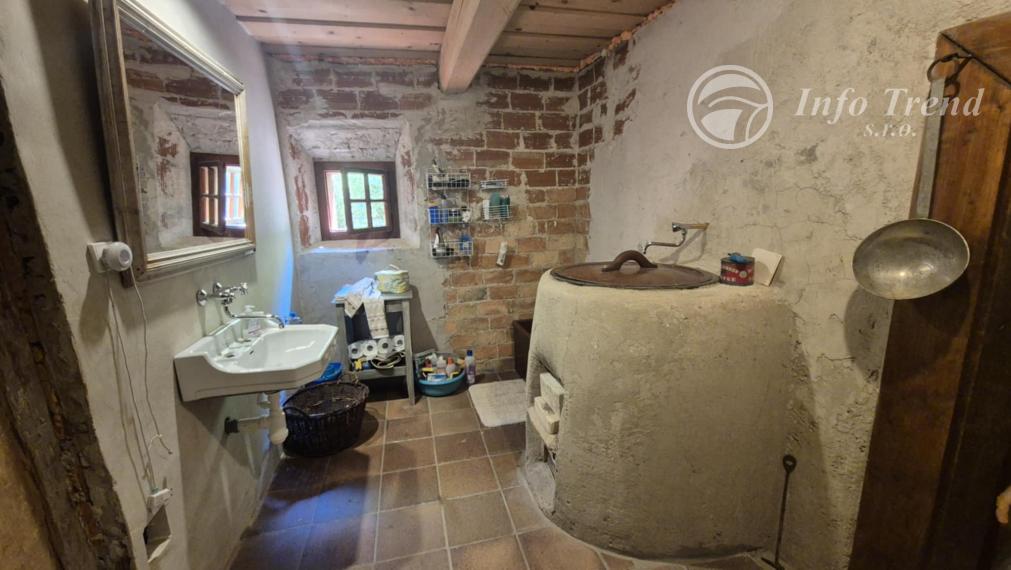 Rekreačná chata - dobová drevenica v Livovskej Hute