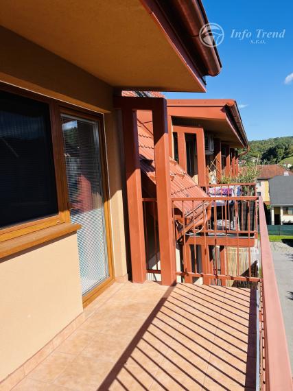 3- izbový byt v centre mesta Bardejov ( mezonet )