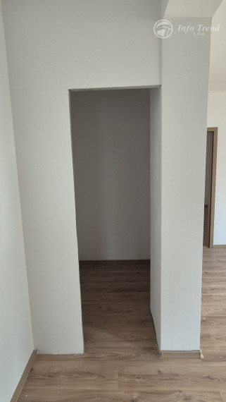 3-  izbový byt s garážou v obci Kurima