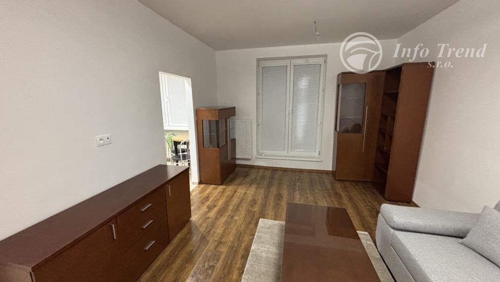 Na prenájom 2 izbový byt, blízko centra mesta Bardejov