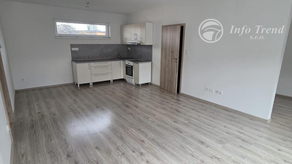 Priestranný 2 izbový byt v Bardejove