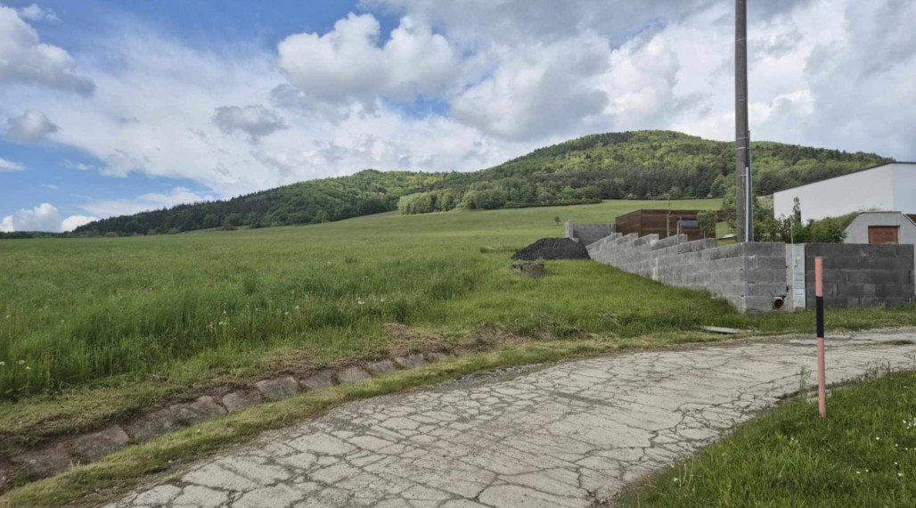 Investičné pozemky v obci Zlaté