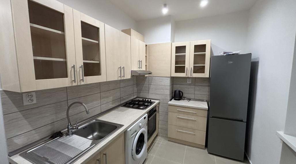 Na prenájom 2 izbový byt, blízko centra mesta Bardejov