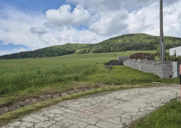 Investičné pozemky v obci Zlaté