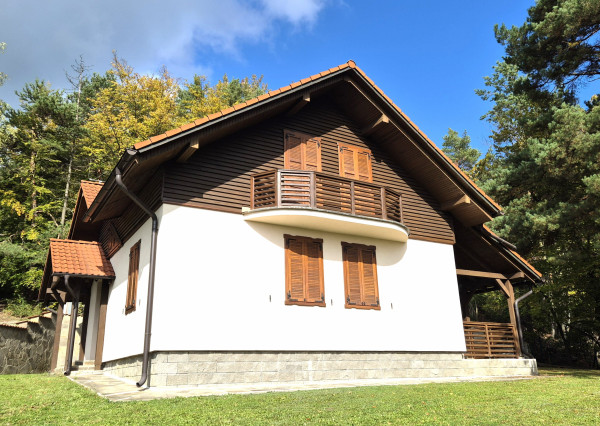 Murovaná chata v obci Nižná Polianka