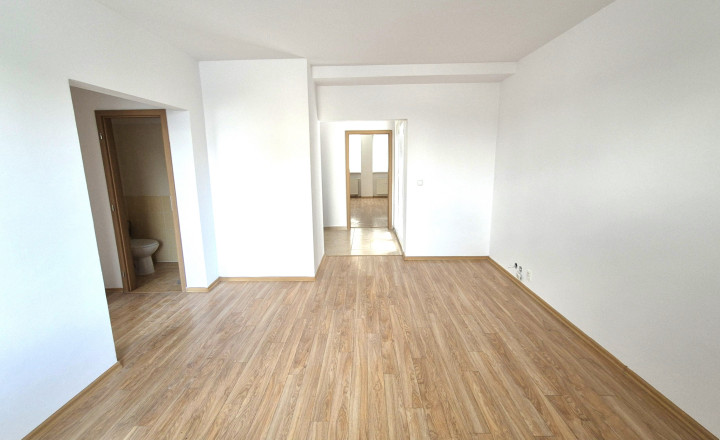 Priestranný 2 izbový byt s garážou v obci Kurima - fotografia 8