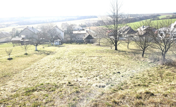 Stavebný pozemok v obci Kobyly